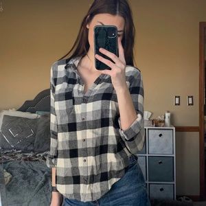 Hollister B&W Checkered Flannel Shirt